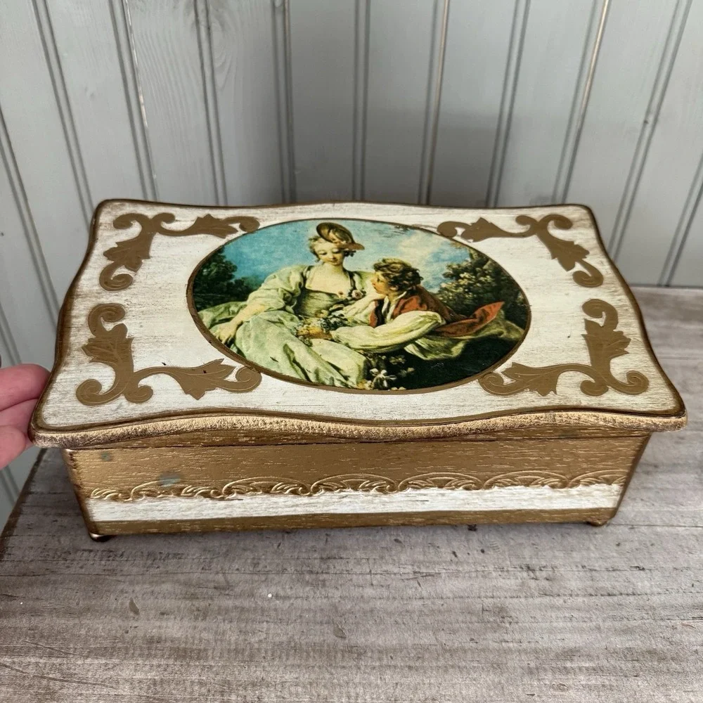 VINTAGE ITALIAN STYLE TOLE FLORENTINE WOOD JEWELRY MUSIC BOX - JAPAN